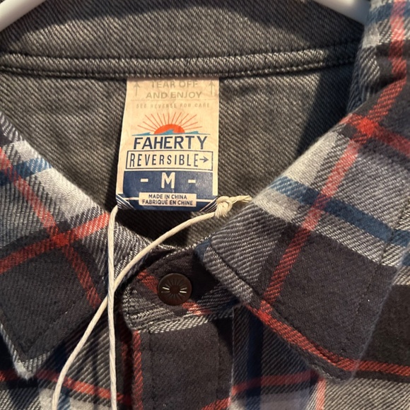 Faherty Reversible - Picture 2 of 3